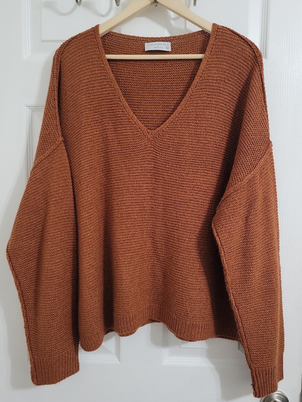 Women's Oversized V-Neck Rust Sweater